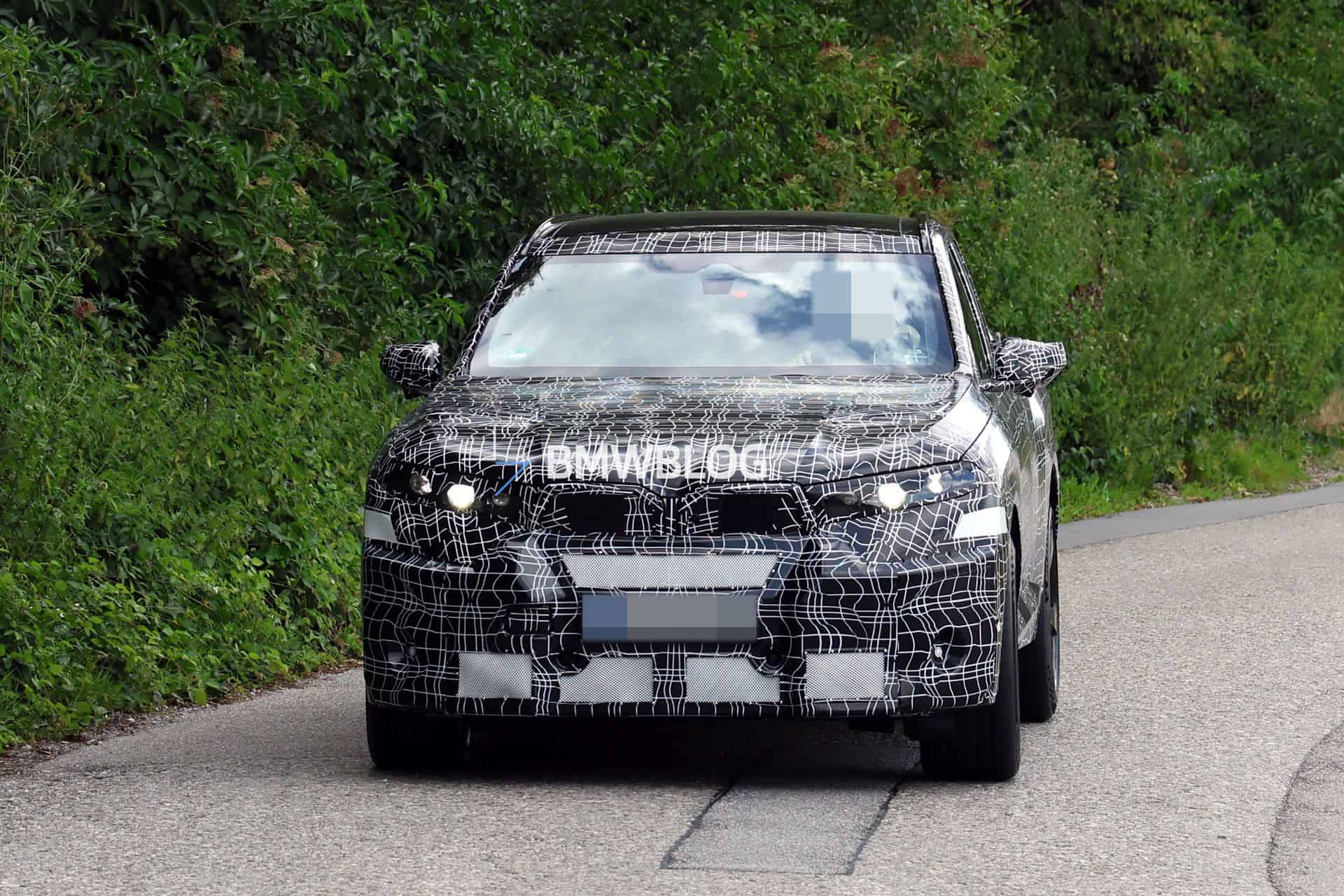 BMW X5 M (G95) toont onverwacht zijn gezicht