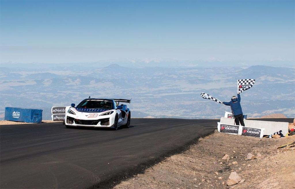 Chevrolet Corvette ZR1X PDR-video van recordrit JR Hildebrand op Pikes Peak