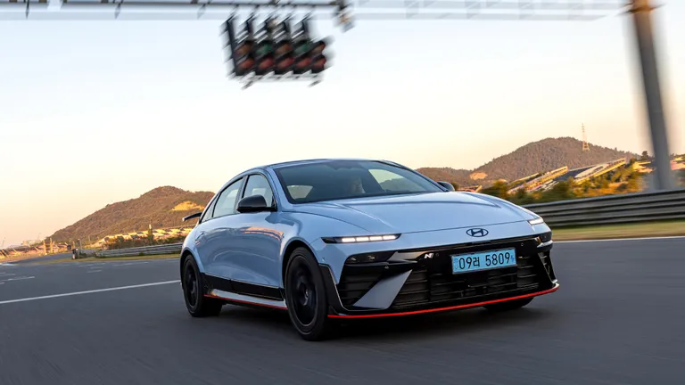 Hyundai vernieuwt modelgamma voor 2027: Elantra, Sonata en Ioniq 6