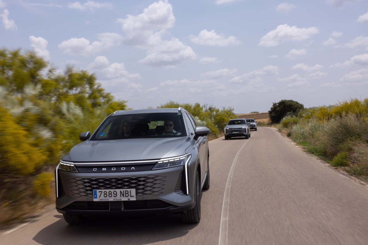 Omoda 9 SHS: Chinese plug-in hybride SUV zet nieuwe premiumstandaard in 2026
